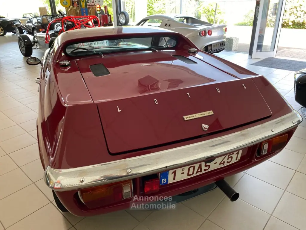 Lotus-Europa-Burgundy-178643801-big.webp