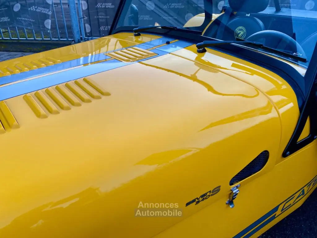 caterham-seven-340-s-sv-lowered-neuf-partial.webp